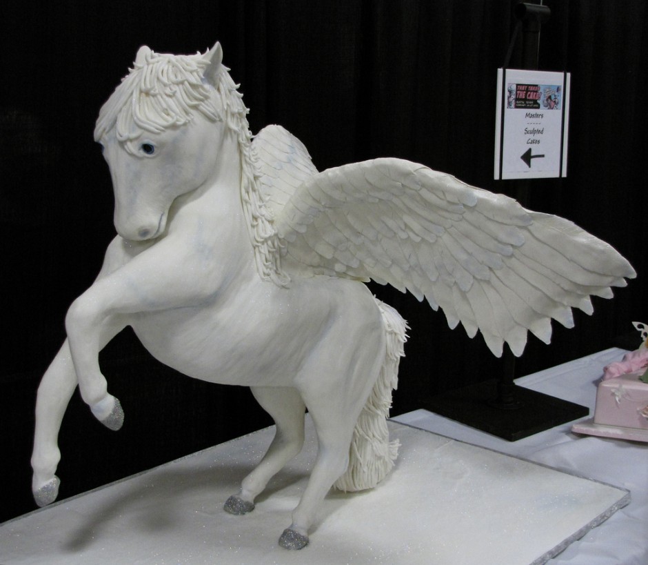 Sculpture Cake