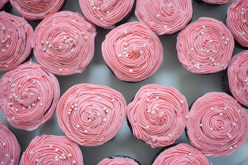 Strawberry Lemonade Cupcake