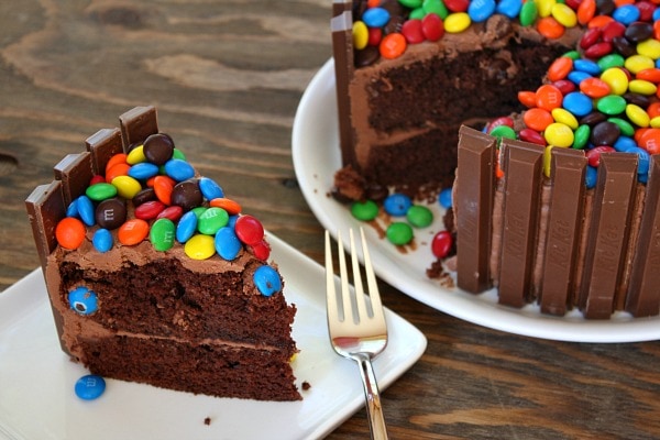 KitKat cake