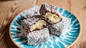 Australia: Lamingtons