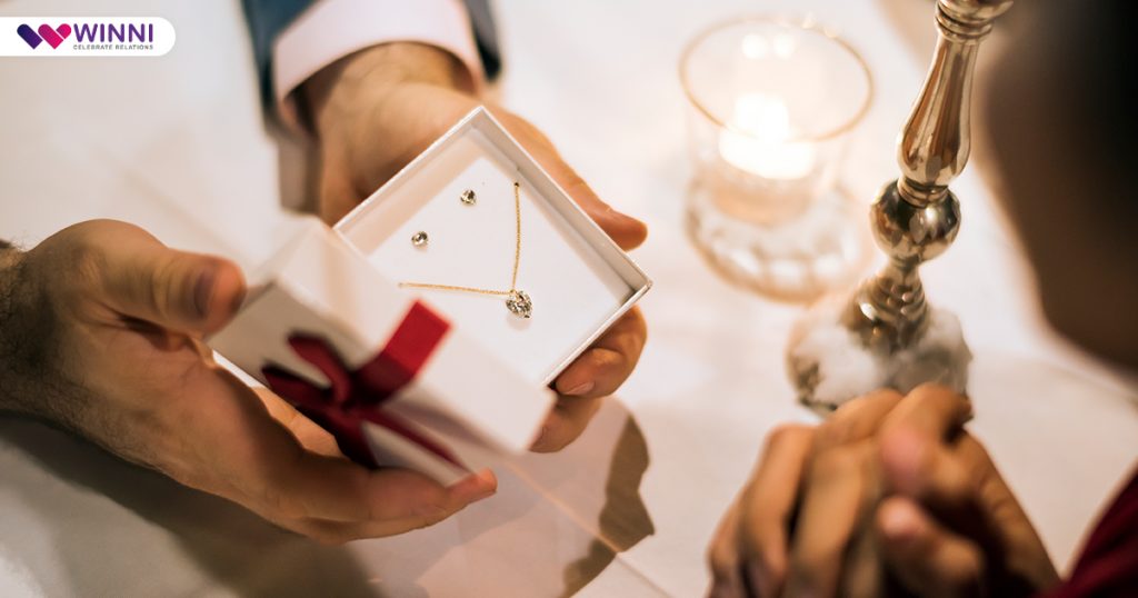 Last minute express anniversary gifts